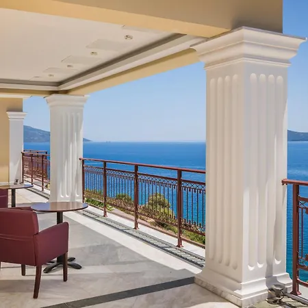 Kefalonia Bay Palace 4* Pilarei (Kefalonia)